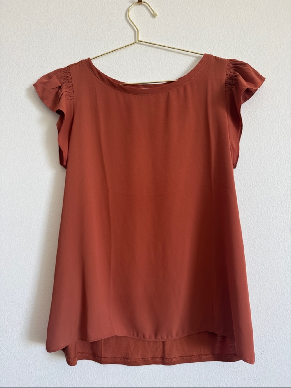 LOFT Rust Short-Sleeve Scoop Neck Blouse with Ruffle Cap Sleeves